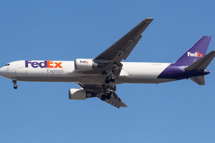 FedEx cargo flight suffers engine fire after bird strike, returns safely to Newark